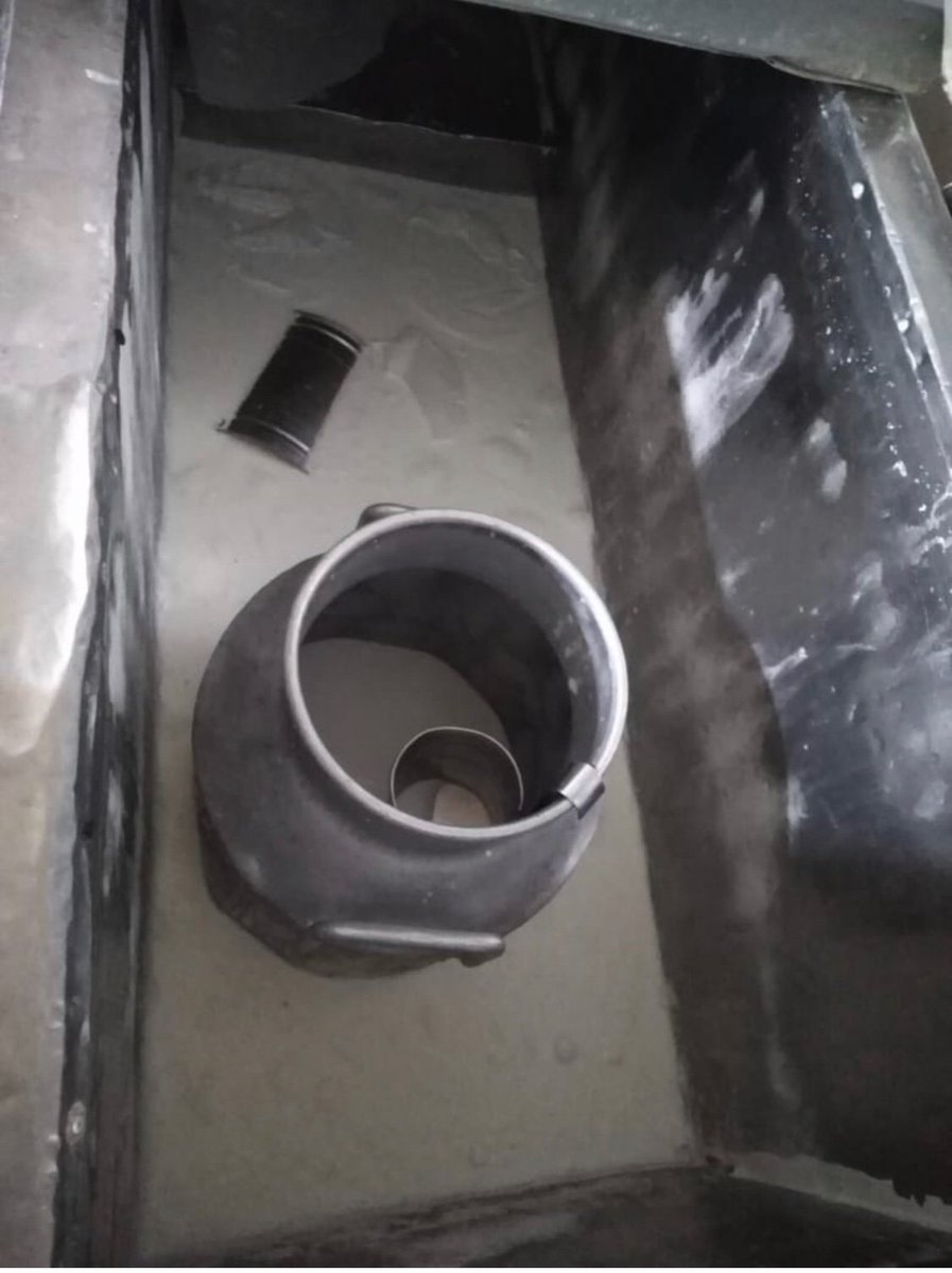 bilawalsaif's tweet photo. @dcislamabad 
ICT Administration+PFA teams checked food units at Mera abadi G11 &amp; sealed:
1. Sadabahar meat shop 
2. Ranjha dairy
3. Haq bahu dairy
4. Bismillah dairy
for adulteration and violation of food laws. 

Adulterated Milk discarded: 1200 ltrs
Rotten Meat discarded: 40 kg https://t.co/a4Zi4RR5RZ