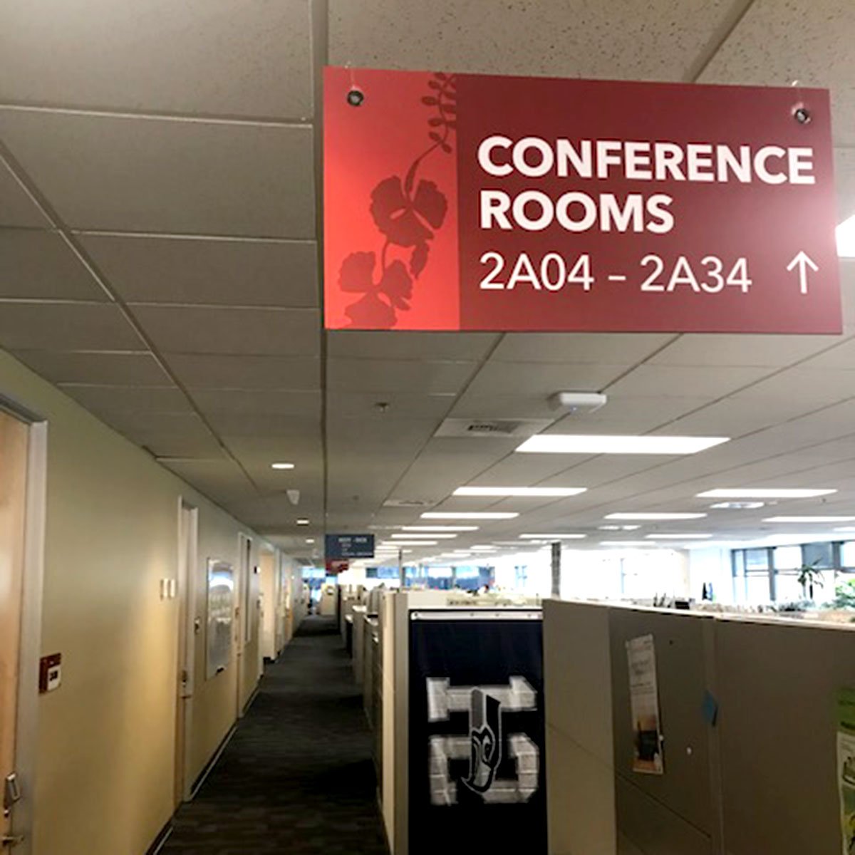 UnitedRepro's tweet image. We recently fabricated and installed a brand new #wayfinding system at King Street Center for King County agencies. It’s a beautiful, impactful #signsystem comprised of acrylic panels, dimensional letters, and colorful use of repositionable vinyl. Contact us for a consultation!