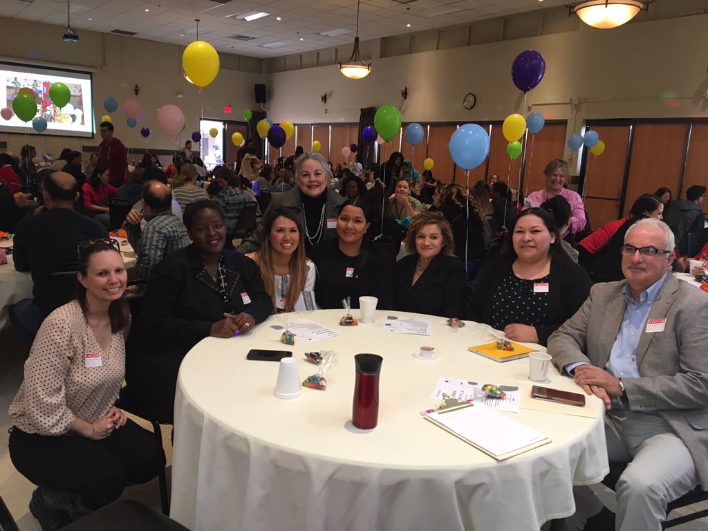 Celsran's tweet photo. HSA students enjoying staff appreciation breakfast at New Horizons employment tour @LACOEGAIN_Steve @LACo_DPSS @LACOEGAIN_Noemi @LACOE_DavidMan @lacoegainstt https://t.co/lJOzWTJRgD