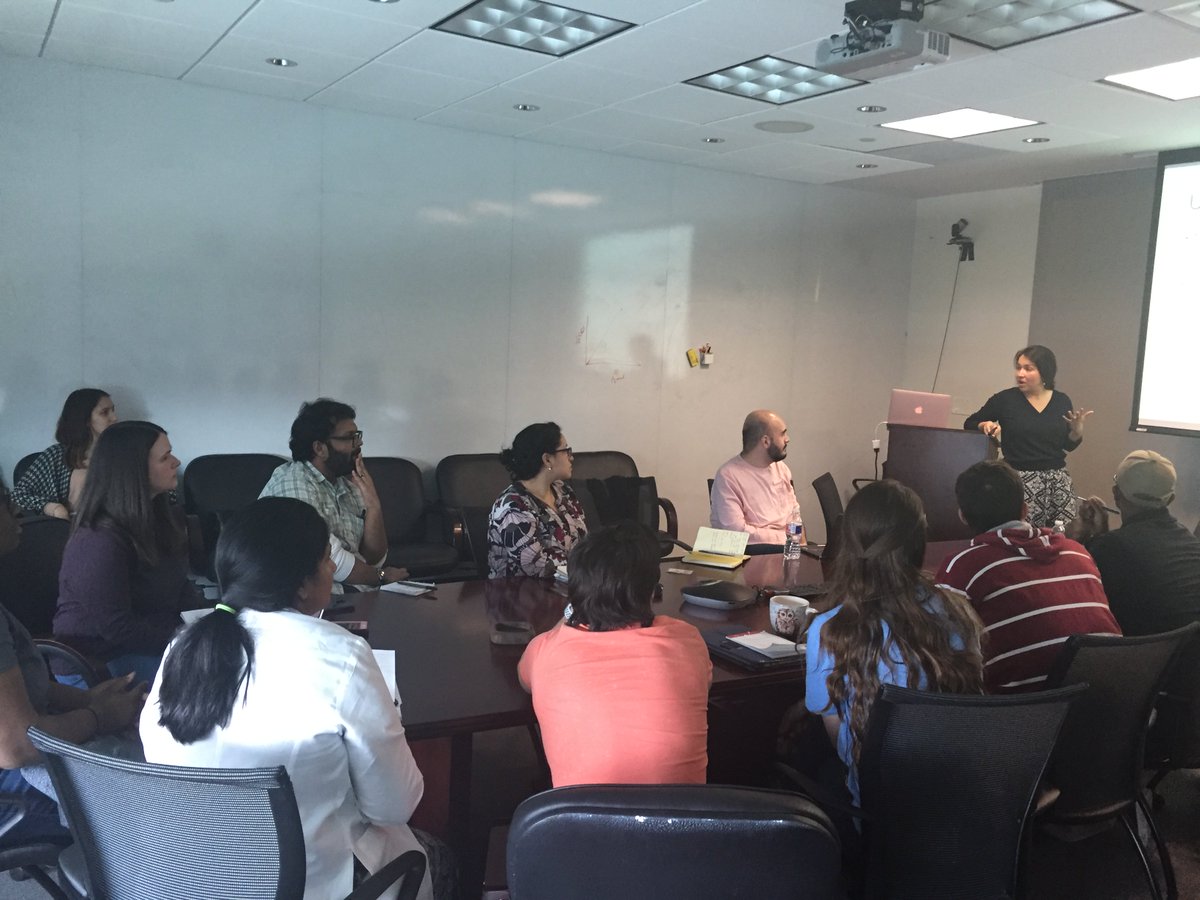 FLiPUTSW1's tweet photo. our last FLiP workshop.
We are preparing a course for SURF students @UTSW #teaching #workinprogress @yvasquez249 https://t.co/r6ABnA8m2Y
