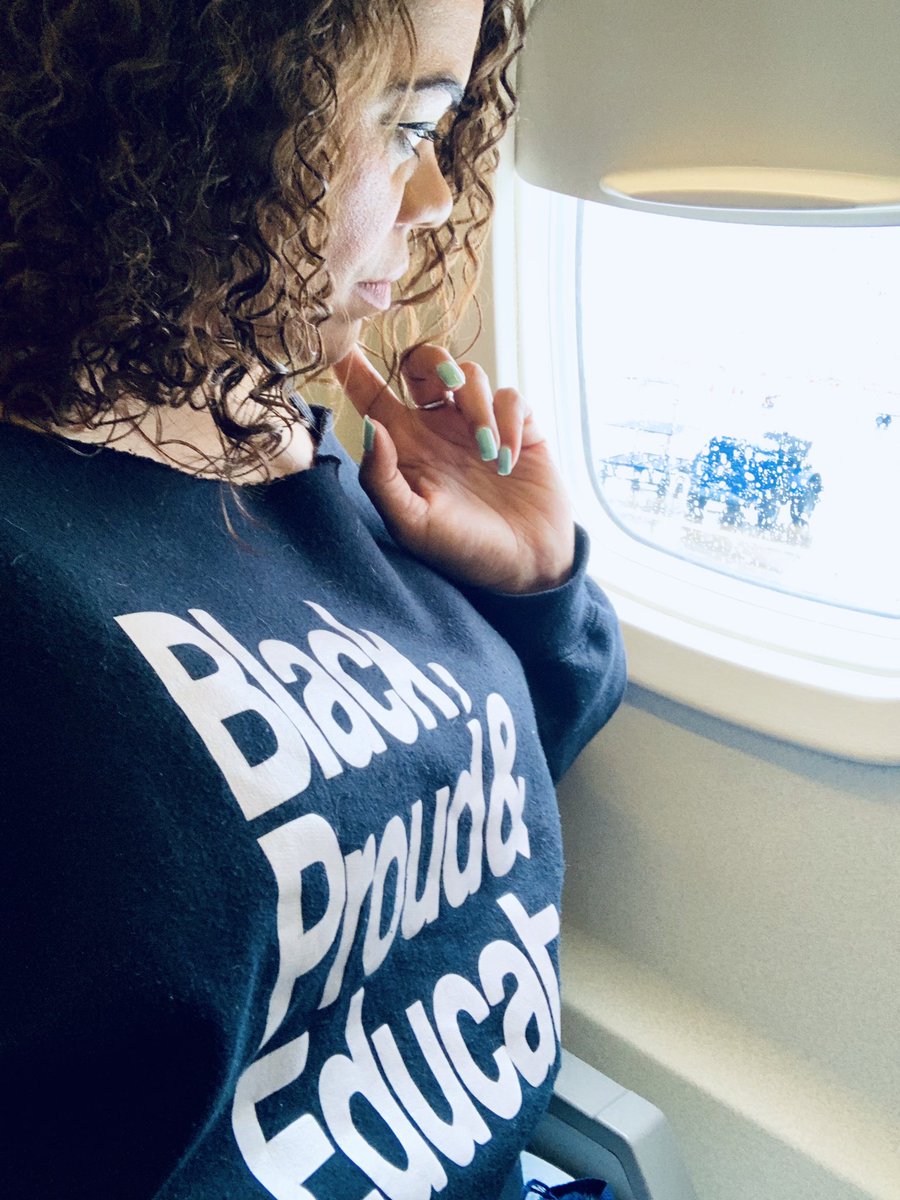 LeDWalk's tweet image. Traveling with a message! #AERA19 #TorontoBound #FridayWorkFlow