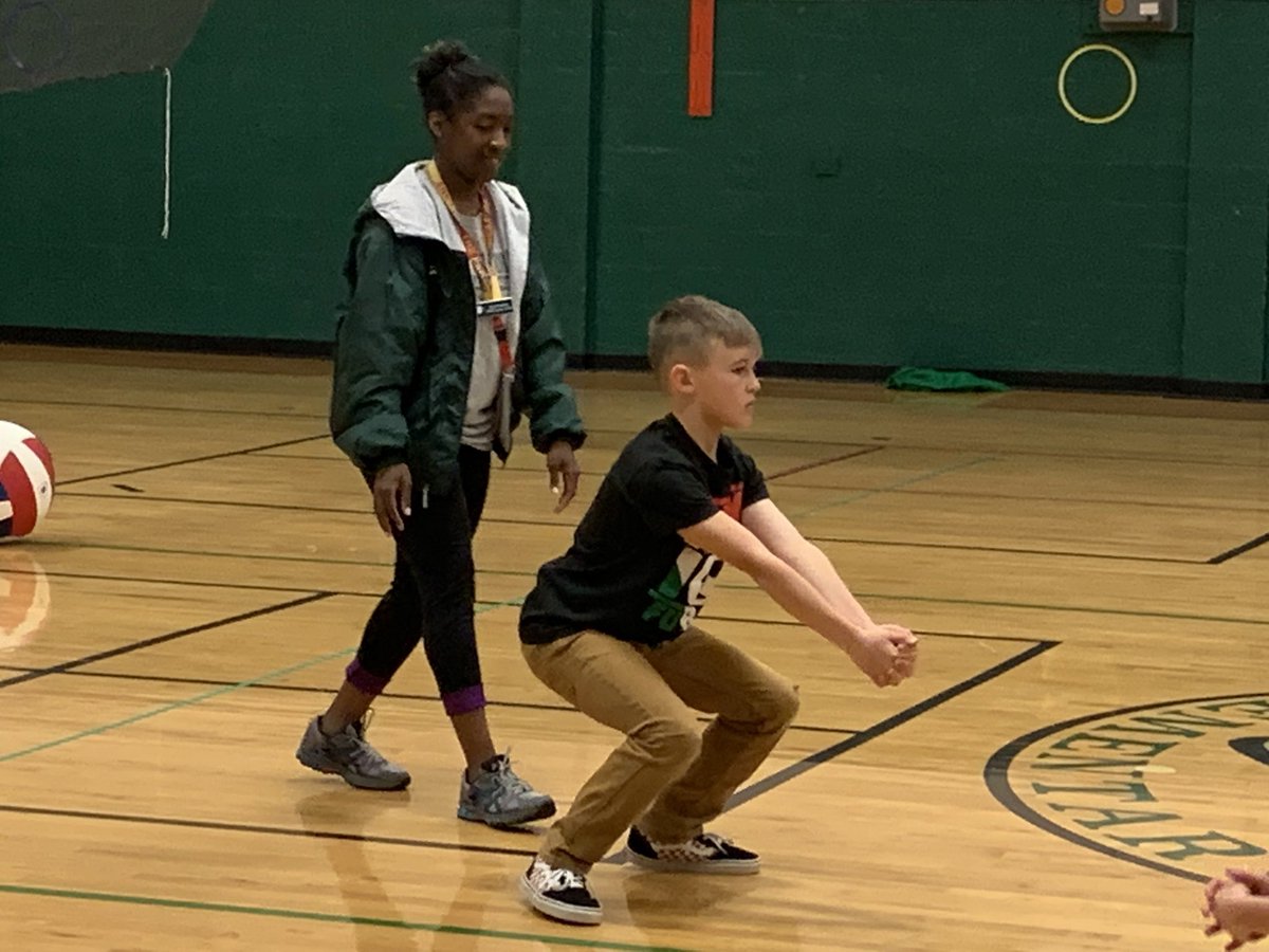 dfteachercadets's tweet photo. Scenes from Field Experience on a rainy April Friday: #Pridein5 #teachin5 @dutchforkhigh @MrsJacksonDFHS https://t.co/ZkmsGMBm3x
