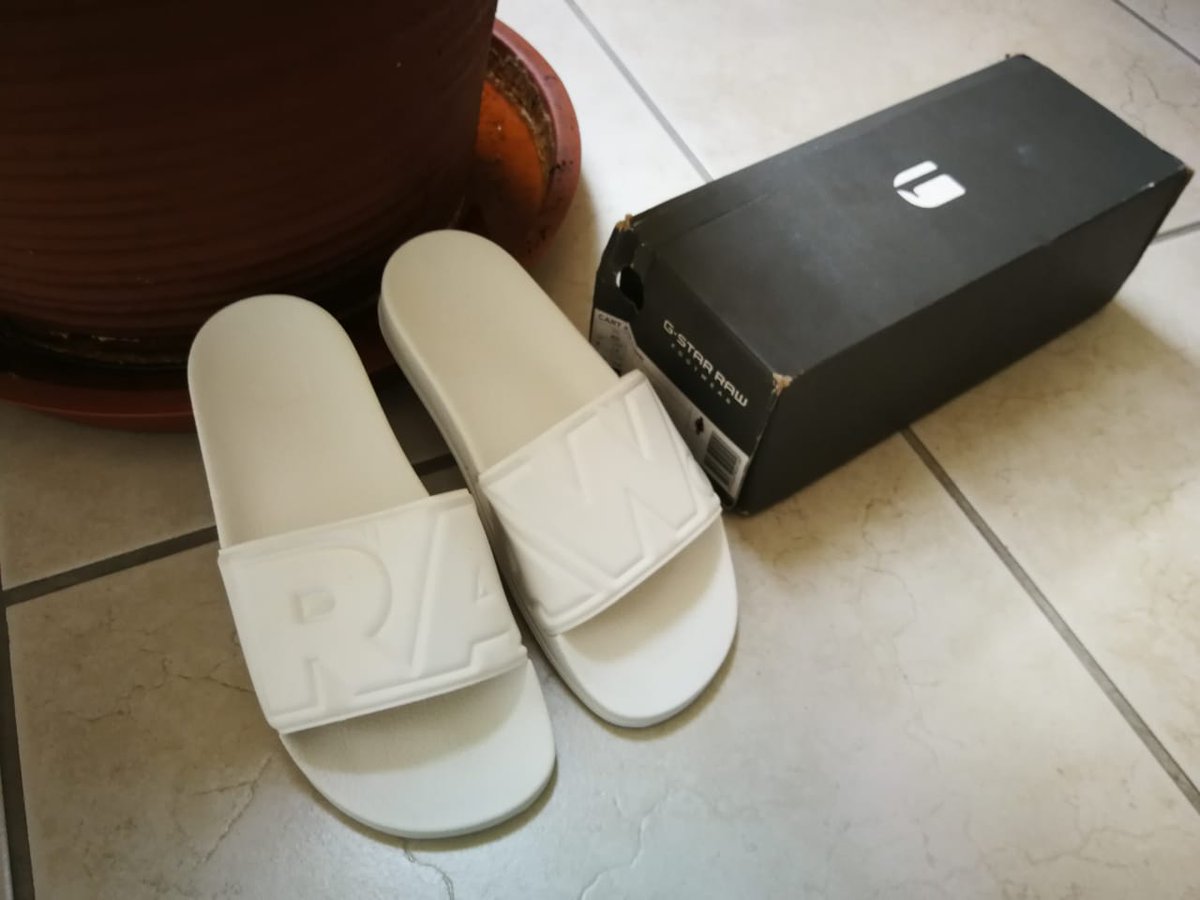 stylefontein's tweet photo. Move fast or lose out
G-STAR RAW for ONLY R600
Size 7 available 
Reserve your pair now 
#WhereStyleLives https://t.co/2Up5lIqc5M