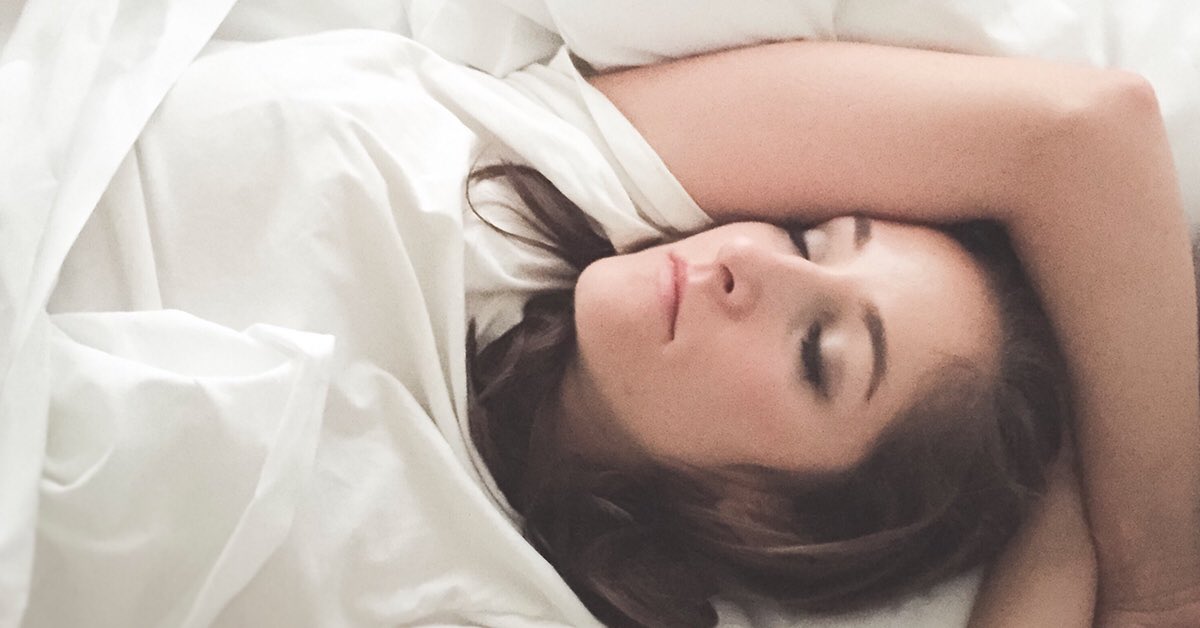 Спали ме. Спали ме. Слиппи. Vibe to fall asleep. Waking up from sleep.