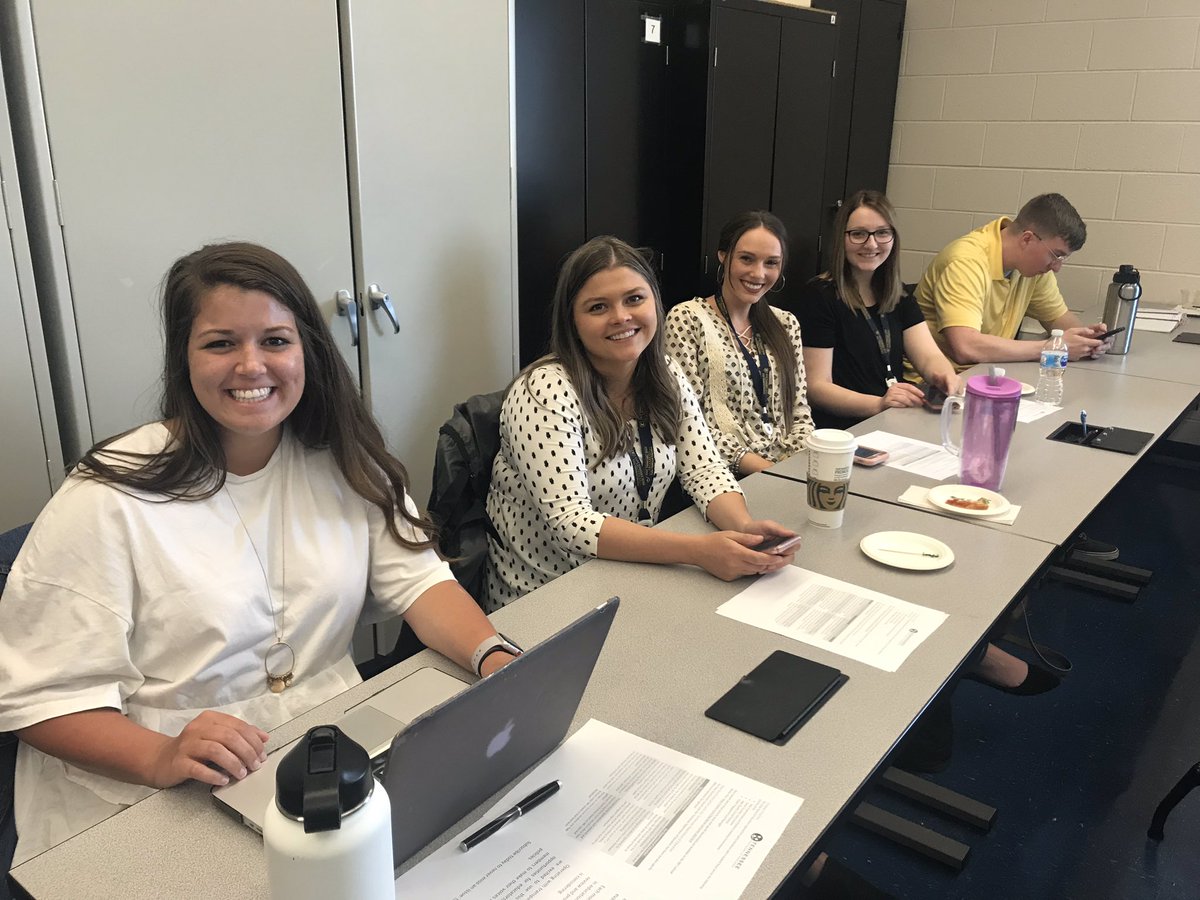ETSUEarlyChild's tweet photo. ECED Pk-3 teacher candidates (undergraduate and graduate levels) provide feedback to the TN State Board of Ed today.  @ETSUCCOE @etsu @SBEd_TN https://t.co/mbl36hqgdy