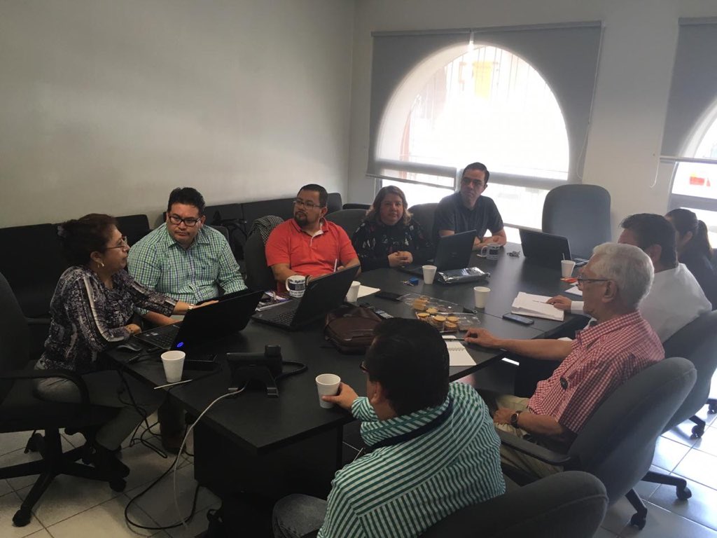 EstadisticaUV's tweet photo. También tenemos un posgrado en el #PNPC : Especialización en Métodos Estadísticos. Aquí el grupo de colaboradores encabezado por la Dra. Aurora Montano. @sesi1035 @JessHernndezsu1 @yezavaleta @mzoylo @juanmunoz101 #TeamEstadísticaUV ✅📊📈💻😎👏😉 https://t.co/pdrA3mnqxL