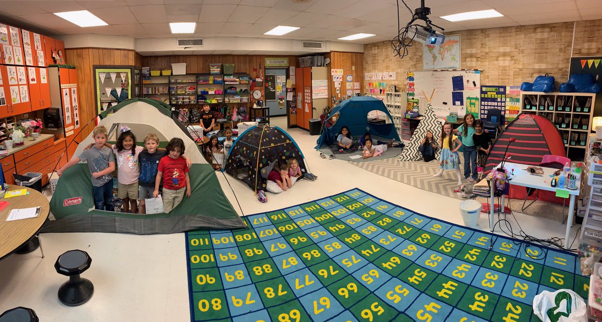BCE_BlueJays's tweet image. CAMPING IS IN-TENTS! What a great idea for a class reward @ms_mcginnis2nd! WAY TO GO #soaringinsecond! @Mrs_Crader @tresplay @mrsmasonsecond @Ms_BrogdonBCE @MsOlsenOwls @EmergentTree @RRISD_SEL