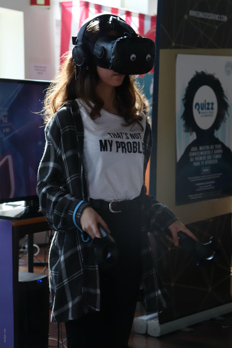dengun's tweet photo. More than one hundred people attended this year's Multimédia em Movimento event, making it a huge success!
Thank you to all of the students, teachers and guests who participated in the activities happening throughout the day. We had a blast!
Photos by: https://t.co/nwaBltbqNU https://t.co/4HPyqW9bPX