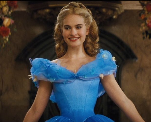 Happy 30th birthday to the beautiful and talented Lily James!!!      