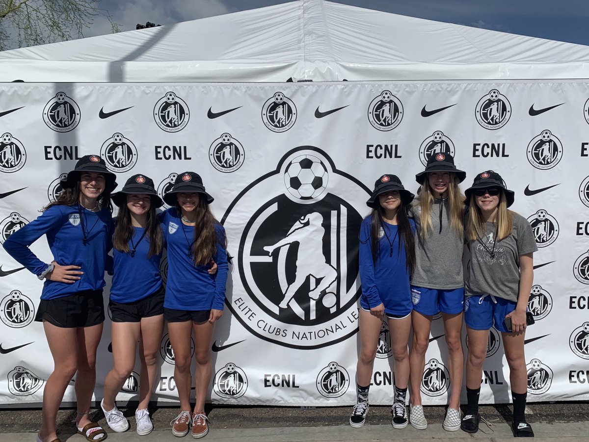 SJSCECNL's tweet photo. If you got it like that, you can wear it like that! #bucketsfordays #ECNLPHX #shady #SPF๐ฏ https://t.co/0XQwH3E8by