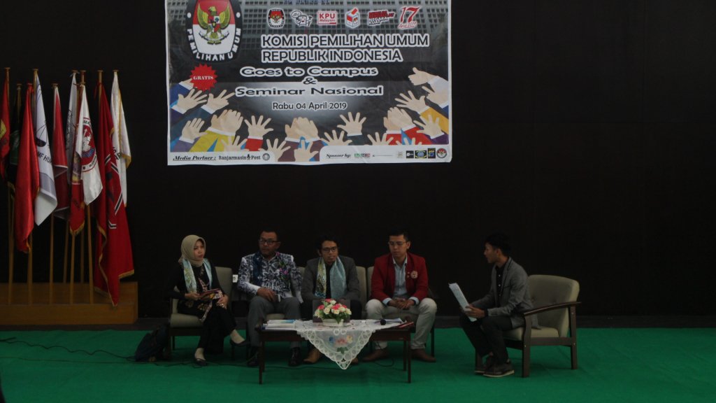 Fakultas Hukum ULM Sebagai Tuan Rumah Acara PRAMUNAS LEMHI Wilayah Tengah peristiwaonline.wordpress.com/2019/04/05/fak…