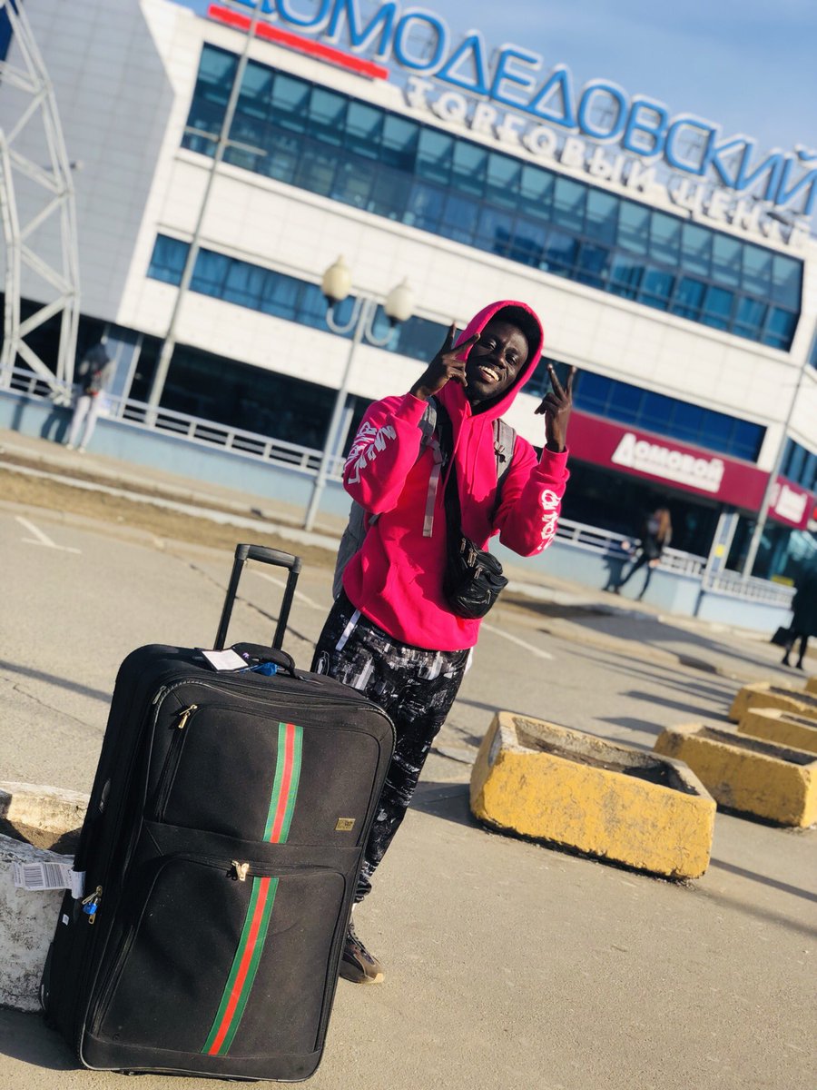 Mr_shawtyme32's tweet image. Russia I’m here 🇷🇺🌎 #ShawtymeToTheWorld #BookedAndBlessed