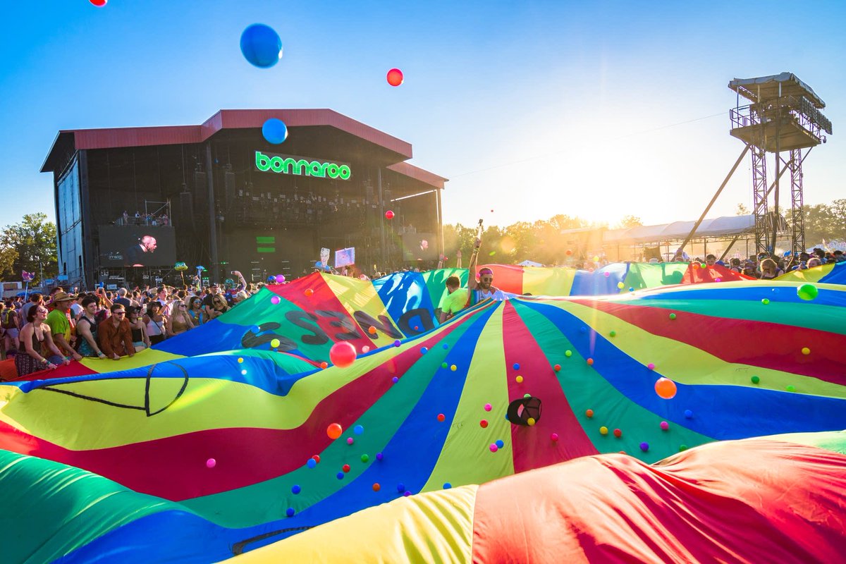 thefusionpress's tweet photo. MUST READ!!!! New to Roo? We got you covered! The complete beginner's guide to Bonnaroo, radiating positivity, and being epic!
https://t.co/0YPJszqiuj
#bonnaroo #plur #roadtoroo #thefusionpress #festivalseason #festivals @bonnaroo @do615 https://t.co/Ha1A5O992y