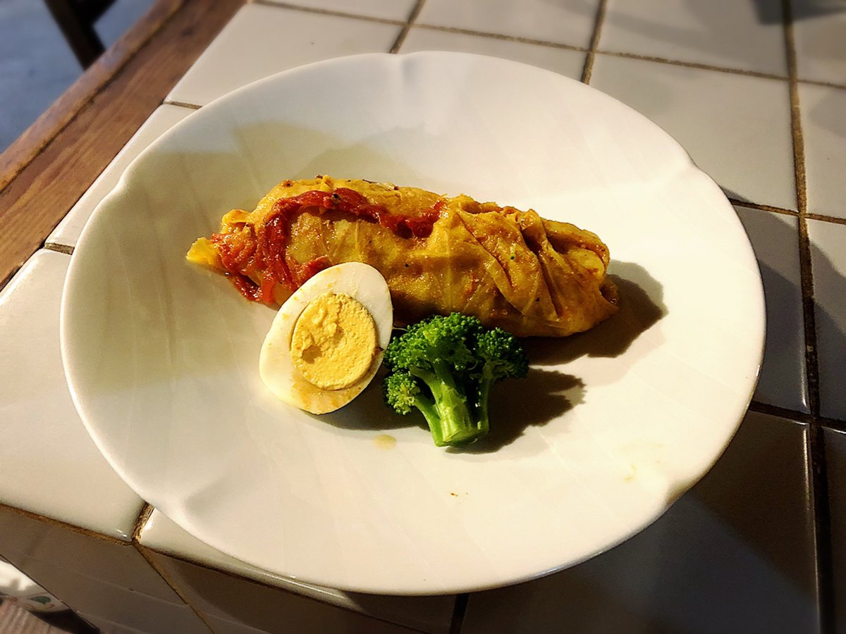 dokuzetumama's tweet photo. 【★本日のおすすめ★】

ロールキャベツ(カレートマト風味)
690円

ボリューム満点！
みんな大好きロールキャベツ♡
春キャベツをたっぷり味わえます。 https://t.co/3xMLsdfwBD
