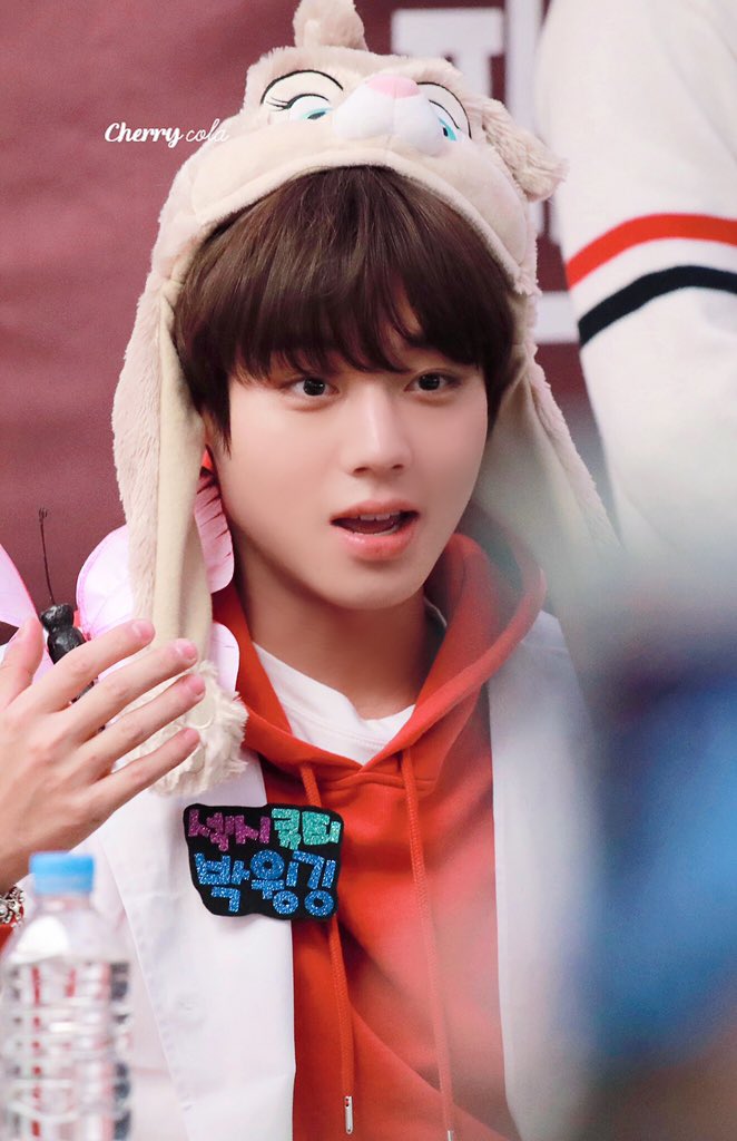 cherrycola_nw's tweet photo. 190405 🐰🐰🐰🐰💕
#박지훈 #지훈 #PARKJIHOON #JIHOON https://t.co/mOOj4VwkIm