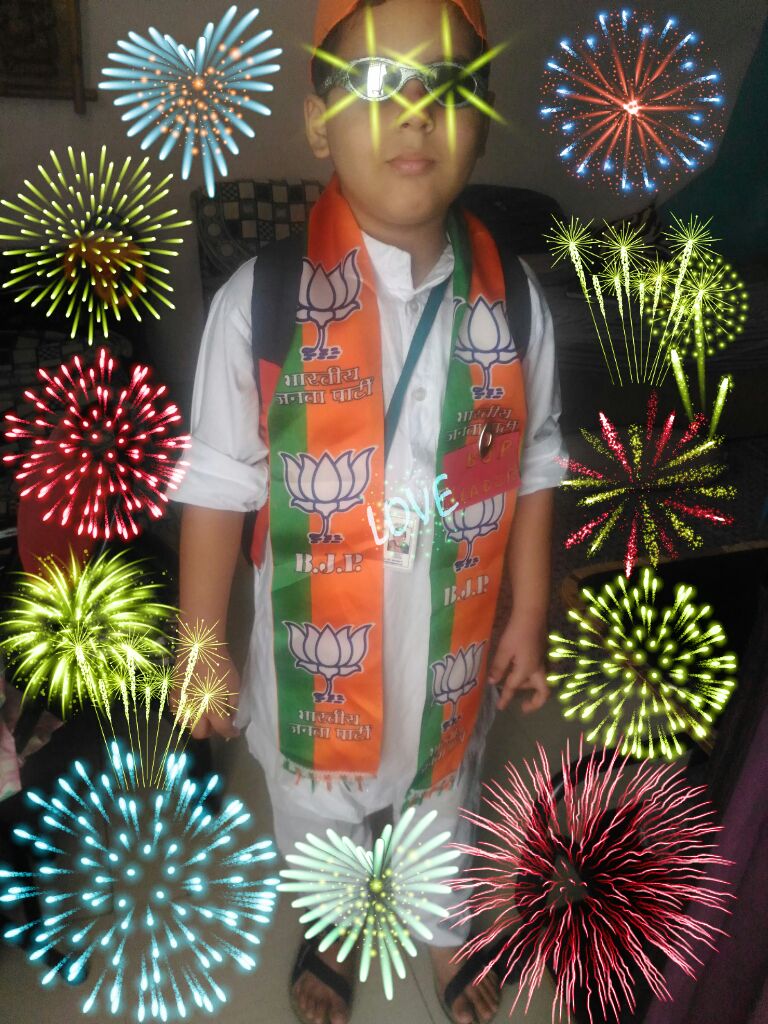 SaundiD's tweet image. #AbkiBaarChowkidar
#ModiUnstoppable 👌✌💪🙏
👼👼👼👼👼👼👼👼👼👼👼
👼👼👼👼👼👼👼👼👼👼👼
👼👼👼 नन्हें #चौकीदार 👼👼👼
👼👼👼👼👼👼👼👼👼👼👼
👼👼👼👼👼👼👼👼👼👼👼
#IndiaSaysNaMoAgain
#IndiaUnstoppable
#PMModiOnABP #rOcKiNgMODI
@RubikaLiyaquat & @awasthis की
तो~निकल पड़ी~😝😜