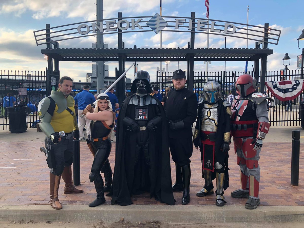OK501st's tweet photo. Members from the Oklahoma Garrison, #kesselbase and @OKMercs participated in the @TulsaDrillers opening night parade yesterday.
Thank you to the Drillers for the invitation. We always enjoy attending your events and look forward to Star Wars Night next month.
#ok501st #501st https://t.co/NWk6ar0dgM