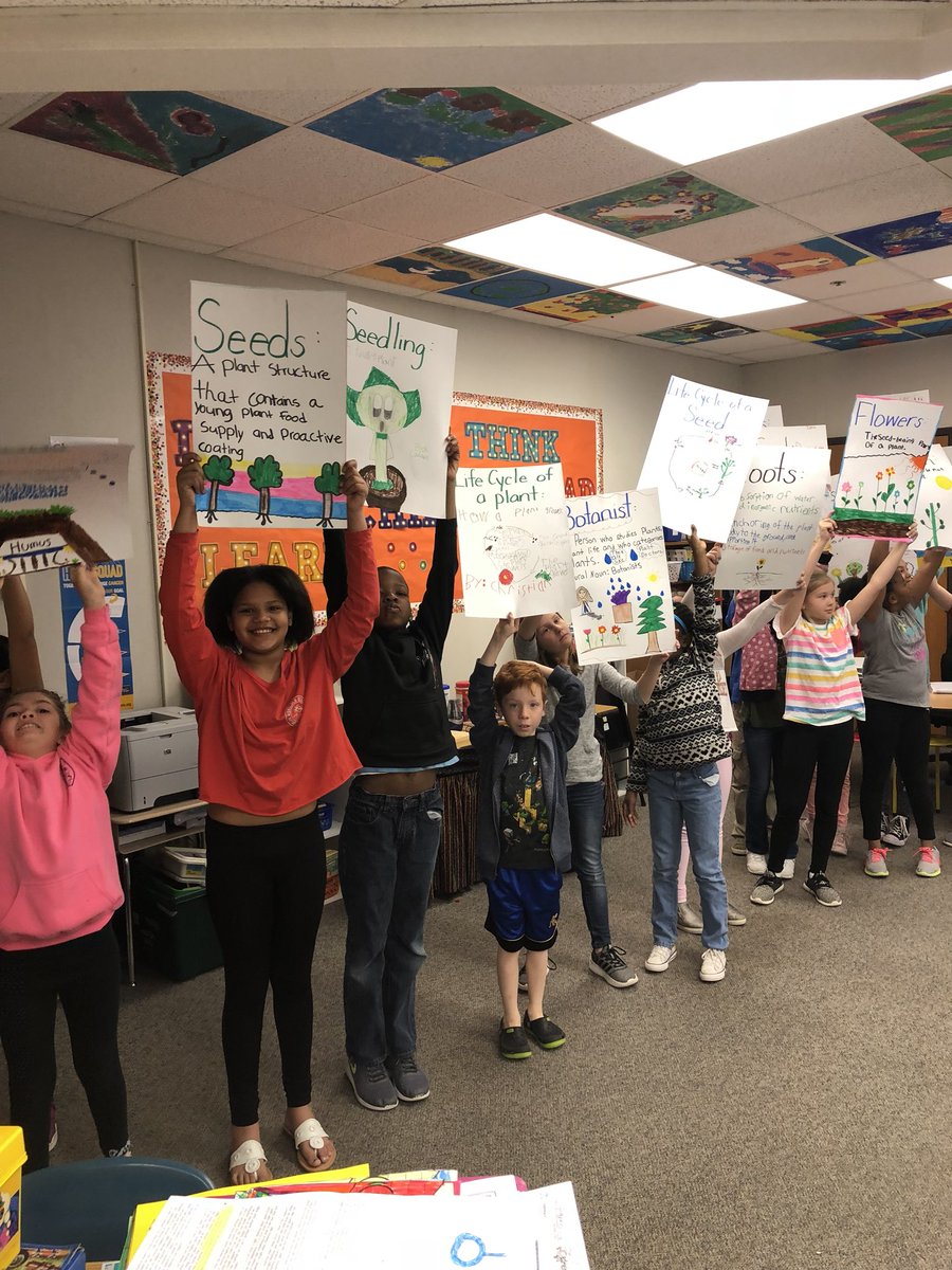 wesjackson3rd's tweet photo. Fun at the WES Vocabulary Parade! #WhosGotItBetterThanWES https://t.co/LWRk2b90la