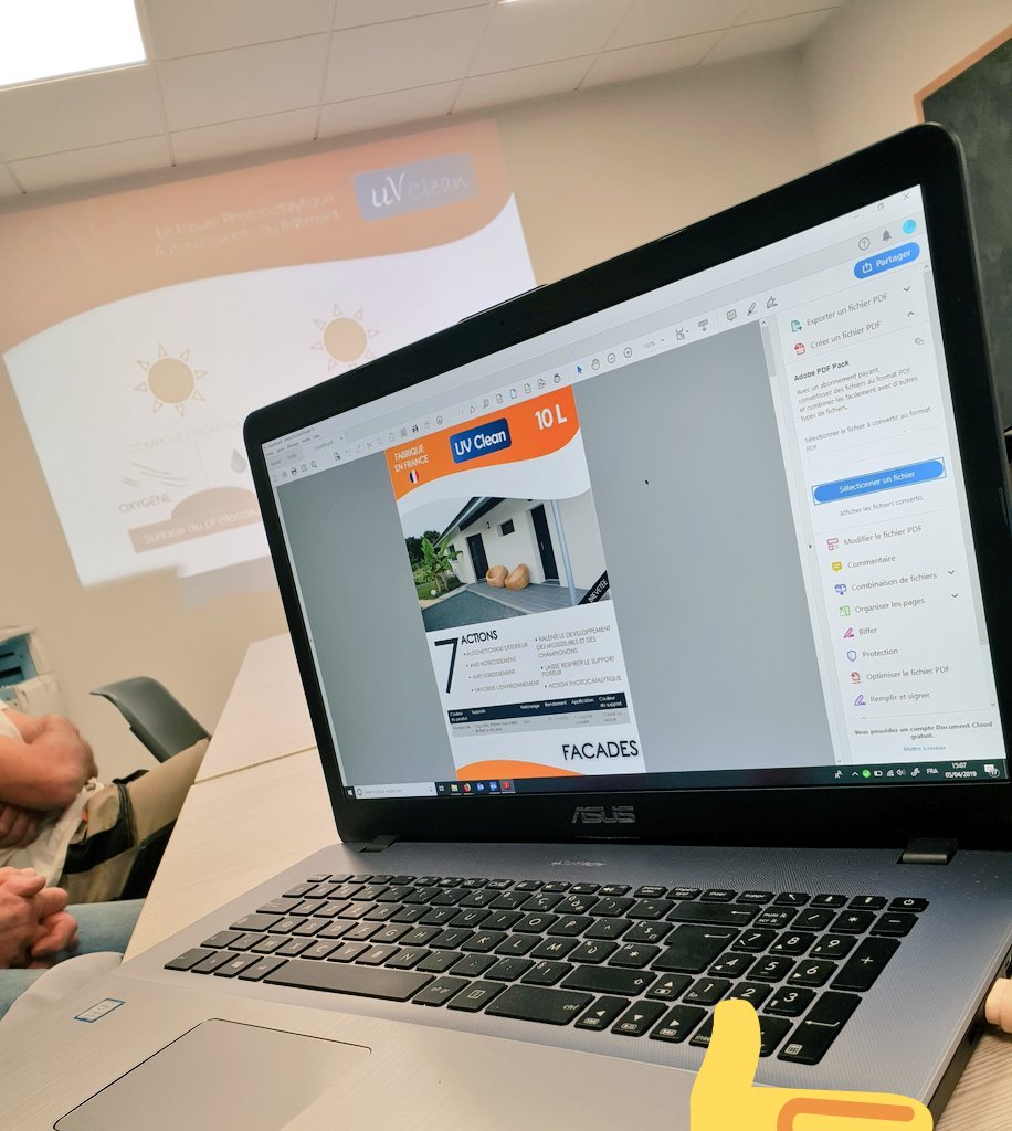 FederalyG's tweet photo. [EN DIRECT] Formation Uv Clean, notre produit #autonettoyant #photocatalytique, avec nos applicateurs agréés !

#captrading #federaly #construction #facades #béton #btp #garage #Formation https://t.co/7VaMseaM4v
