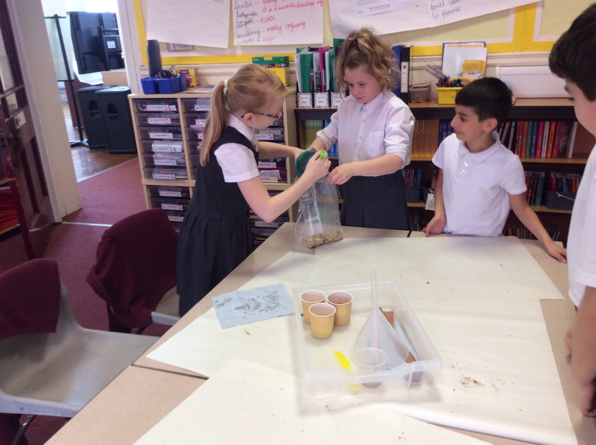 ABCPschool's tweet photo. #Class5J Poo experiment 💩 #SuperScienceSession https://t.co/f8H8zOM5NO