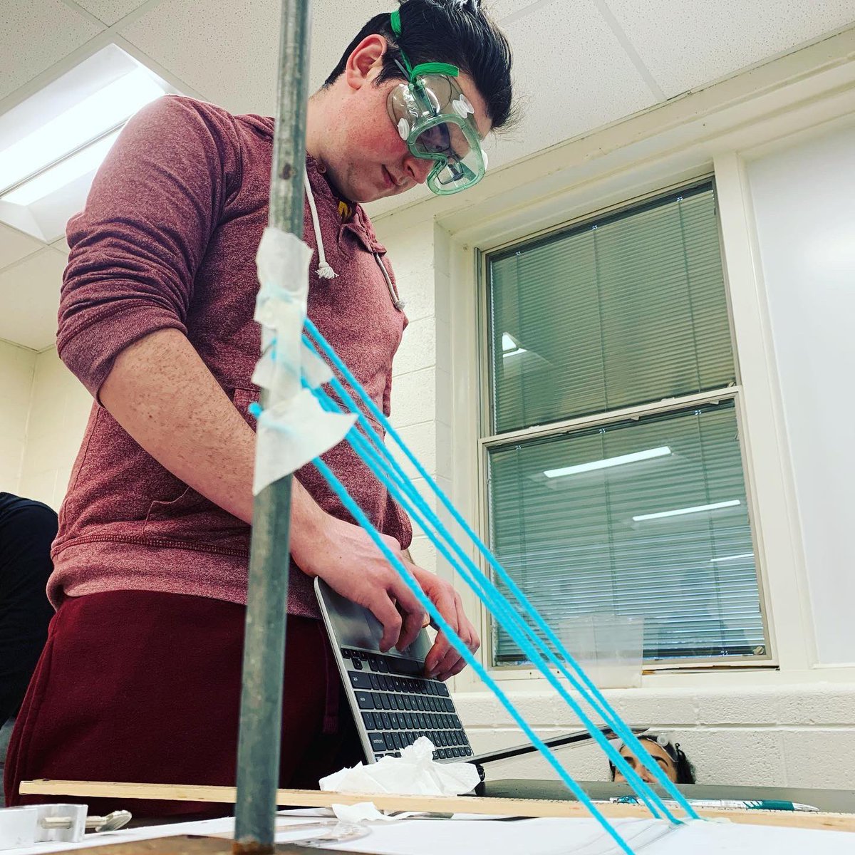 mrsV_df's tweet photo. So much #dfhspride with these #dfhsscience students! Weโre having so much #forensicsfun exploring blood spatter patterns! #pridein5 https://t.co/W9CBuZfCcQ