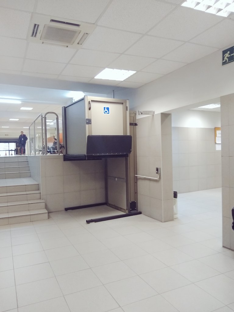 a1_marques's tweet photo. #sharediversitas #diversitatuoc1 

Oficines renovació DNI adaptades ✔️ https://t.co/QAqOkglHt5