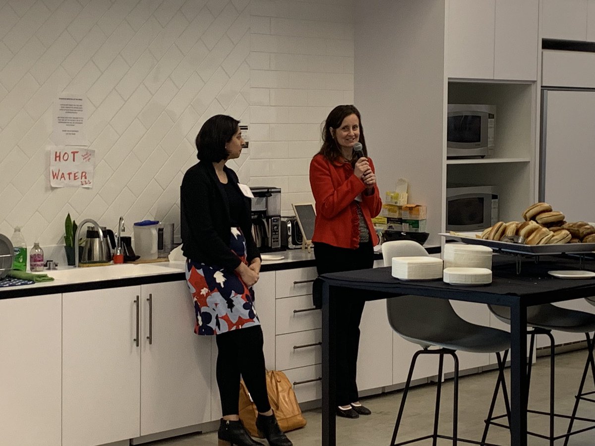 laurenttsai's tweet photo. Starting the day from @SF4publichealth Dr.Frattaroli’s Speech #opioidpolicyhackathon #PHPWeek2k19 from @HopkinsABS @JohnsHopkinsSPH @JHSPH_HPM @JohnsHpkinsCIRP ! https://t.co/RY1jnXqimK