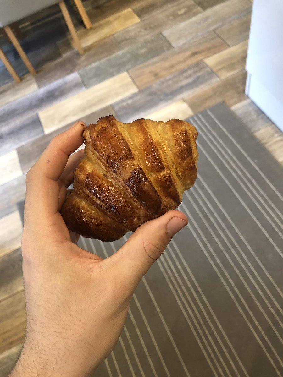 joshroot2001's tweet photo. Just made croissants for the first time from scratch for my college course @cravencollege and I’m so pleased with the results can’t wait to perfect them in the future @NorthcoteUK @ejlawsonpastry @_LisaAllen @ChefBrunoB #firsttimebakes #Baking #Apprentice  #croissants #puffpastry https://t.co/m3Hpx4Bes4