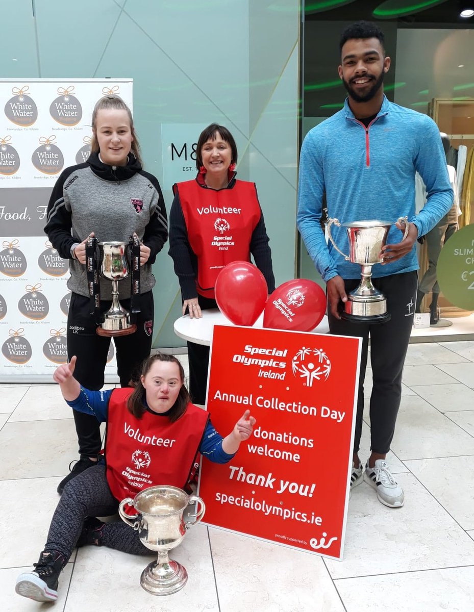 joannecnkelly's tweet image. Plenty of silverware out on show at the @SOIreland collection day!  Please donate to any collectors or text ATHLETE to 50300 #CollectionDay #SpecialOlympics @KildareGAA @YouthsWomen @Fiona_Kildare