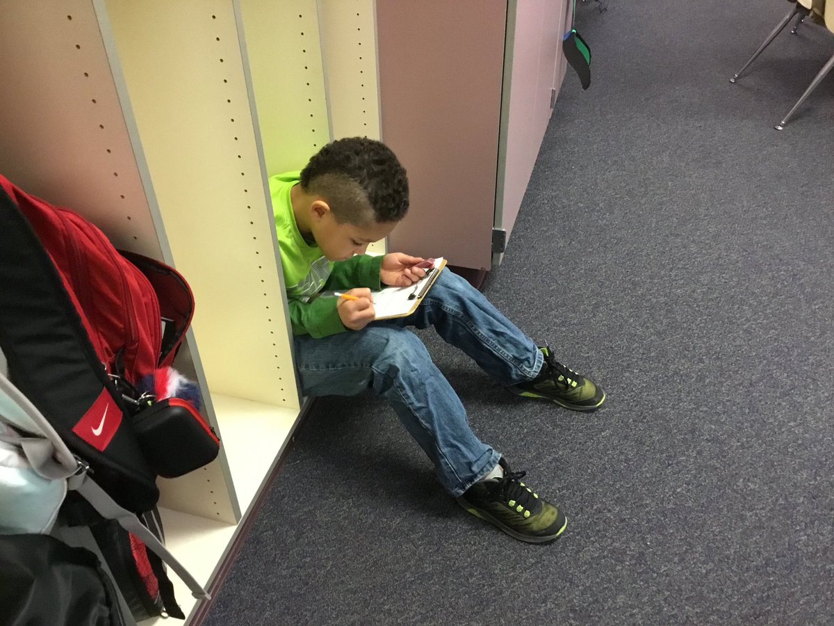 MrsRedeniusOES's tweet photo. We are doing Math Genius 25 this morning! https://t.co/FjnZkOfAVH