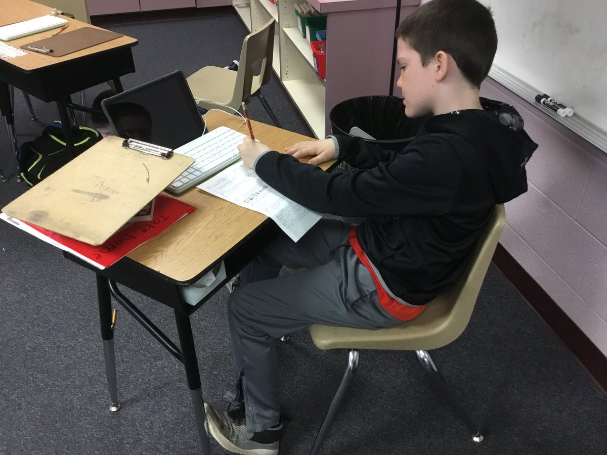 MrsRedeniusOES's tweet photo. We are doing Math Genius 25 this morning! https://t.co/FjnZkOfAVH