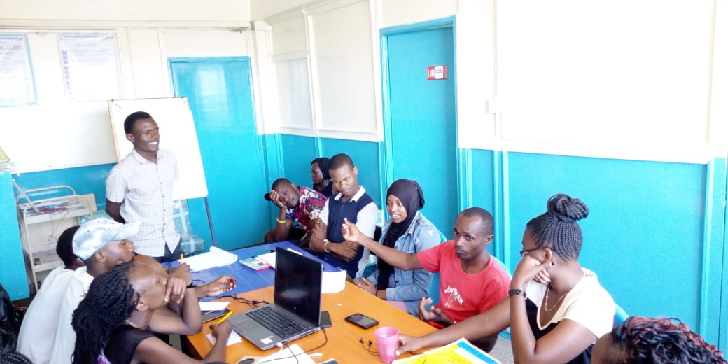 The great debate at Family Health Options Kenya-Kakamega the topic is SEXUAL pleasure and sexual diversity#YAMKAKAMEGA#letstalk
<a href="/FHOKenya/">Family Health Options Kenya</a> <a href="/yusuf_jupu/">That lunje Guy 😐</a> <a href="/ippf/">IPPF Global</a> @1InformedYouth <a href="/godiemuseve/">Godfrey Museve</a>