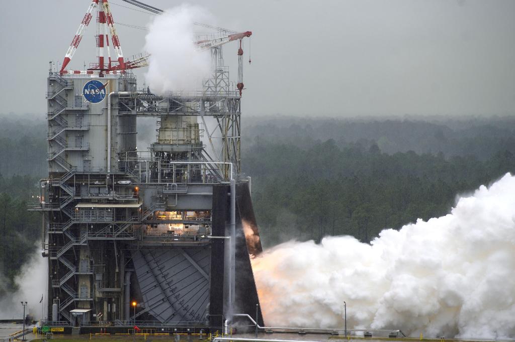 NASA_SLS tweet picture