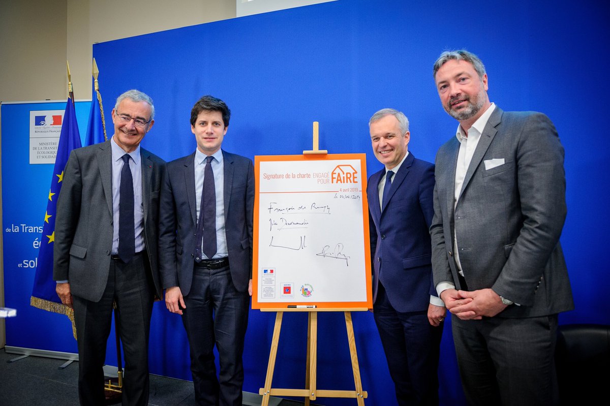 OEE_France's tweet photo. @OEE_France fait partie des 137 signataires de la Charte #FAIRE engagés pour la #RenovationEnergetique ! Pour valoriser leurs actions : signature commune "Engagé pour #FAIRE" hier @Min_Ecologie avec @FdeRugy, @J_Denormandie, @ar_leroy et @pelletier_ph Crédit photos : A. BOUISSOU https://t.co/qjLlJn5c0J