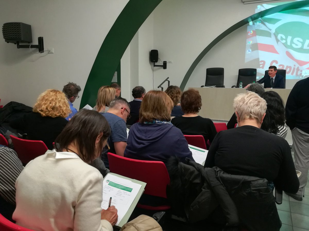 Cisl_Lazio's tweet photo. #apparteniamoCisl
Lavori in corso per il percorso formativo organizzato dalla @Cisl_Lazio.
Nella giornata odierna partecipa la FIR, Federazione Innovazione e Ricerca, che rappresenta gli addetti degli Enti di #Ricerca della #CISL. #5aprile #Roma https://t.co/bP2GaNCK0P