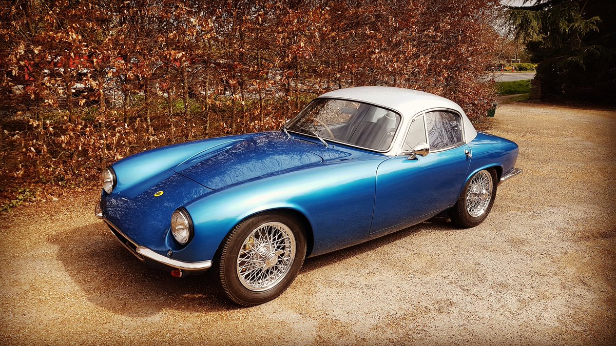 WMallingCycles's tweet image. It's always nice when this customer turns up in one of his collection of cars or bikes. Today a stunning freshly restored 1959 Lotus Elite on its maiden journey.

#lotus #classiccars #addlightness #classicfibreglass