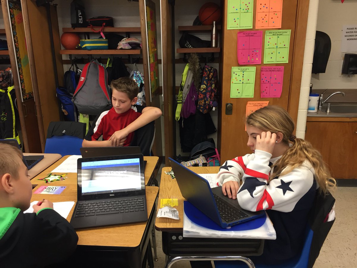 bbickerstaffe1's tweet photo. Fifth graders share and celebrate their informational research projects! https://t.co/coSZDDv9U1
