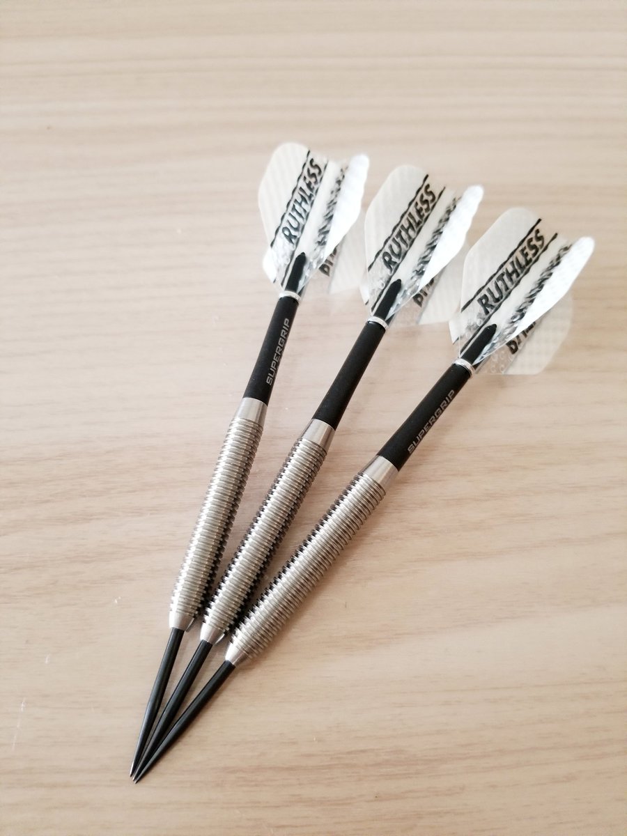 murachaaaan's tweet image. 一番気持ちいいのはオリジナルかな。
カット、太さが個人的にベリーマッチ♪当面これでいいんじゃない？って思ってる。
タングステン80%で安価なバレル、まあ3種とも総じて投げやすく気に入ってます。
#アラングレイザー
#トンマシーン
#TonMachine 
#AlanGlazier