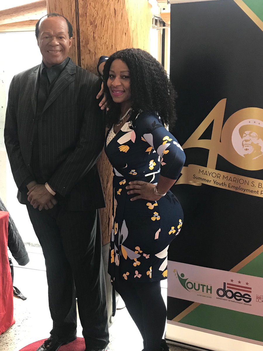 thefreedc's tweet photo. Always love posing with my favorite @DCWax figure, the legendary Mayor Marion Barry! Celebrating @mbsyep 40 years of providing Employment opportunities for District youth! #dcwax #dcvalues #love2serve #weworkdc #hardworkpaysoff #dcworks #dcyouth #dcdiamonds https://t.co/SsyPHVJhCc