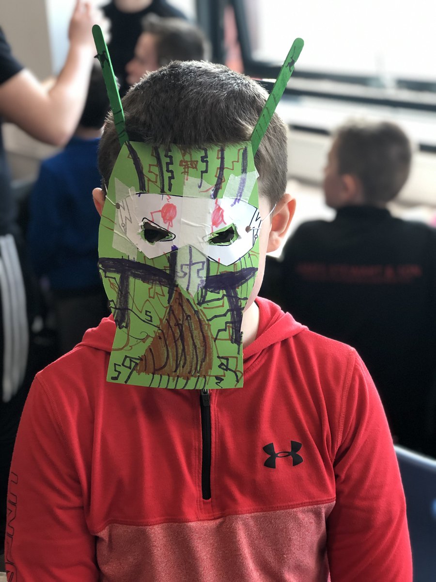 LiveBordersArts's tweet image. Amazing creativity at today's Mask Making Workshop, part of @LiveBorders Easter Camp!
#FridayFeeling