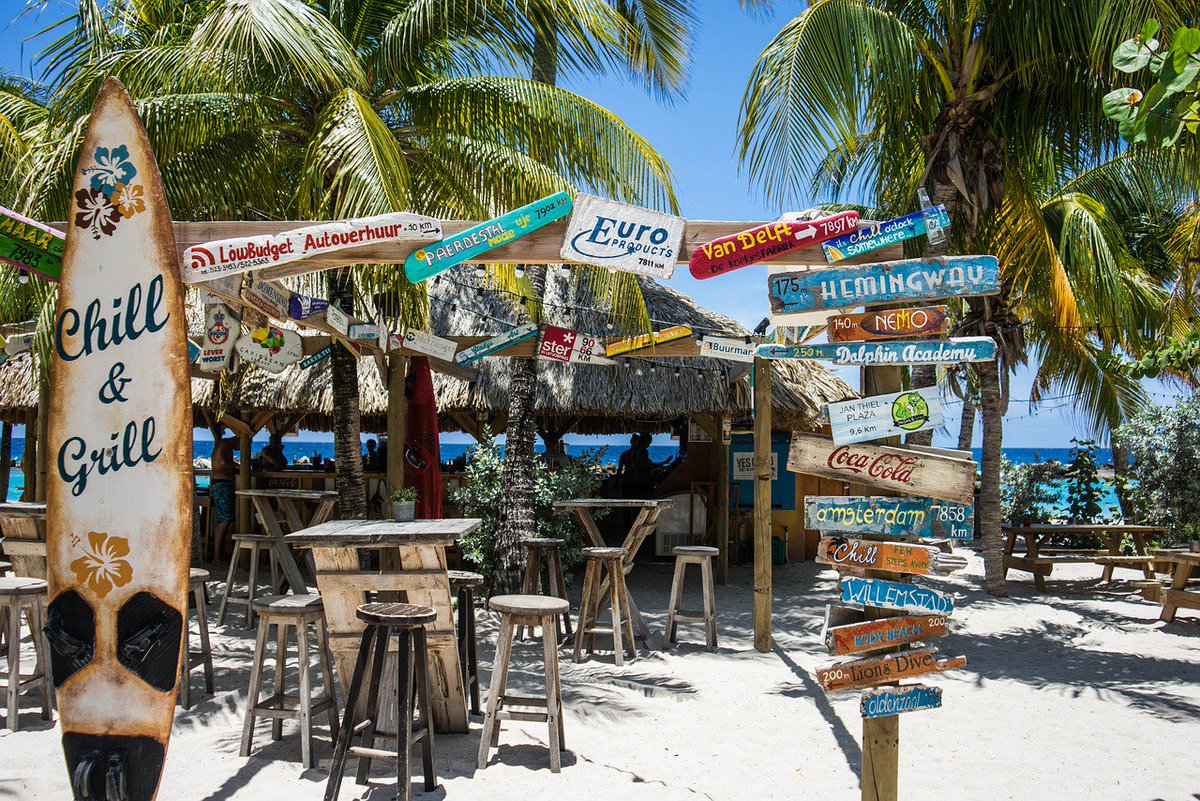 KimTraveler2's tweet photo. Summer 2019 Travel Ideas

Although it might not seem like it, summer will be here soon. So instead of dreaming of visiting somewhere amazing and not doing anything, get your summer sorted today. If you are a student, soon to be graduate or you just want to have the best summer ev https://t.co/Mys8BOLtoc