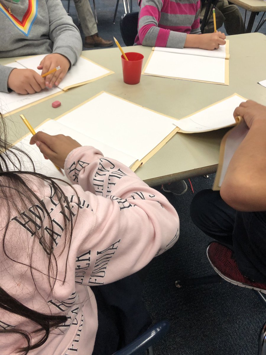 yourmortonlib's tweet photo. Sometimes “old school” creates new and innovative ideas...4th &amp; 5th using their journals this week for digital citizenship. @MortonElem @aisdlibsrv https://t.co/vmDn9NSeb2