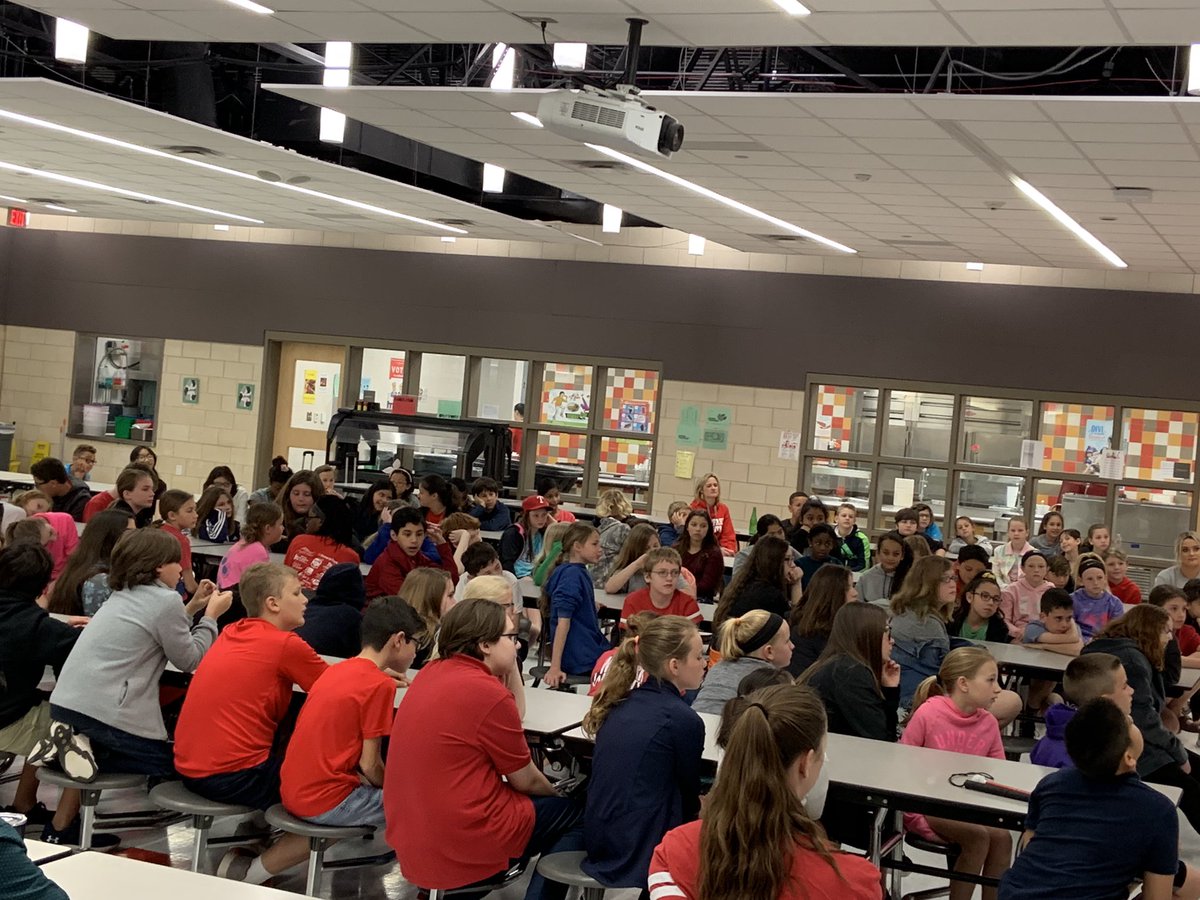 WestparkFWISD's tweet photo. @CBS11JeffJam engaging 5th graders with real world examples of weather and climate #measuringupdraft #electricalcharges #hail #watercycle #futuremeterologist https://t.co/QZAxOUHY2V