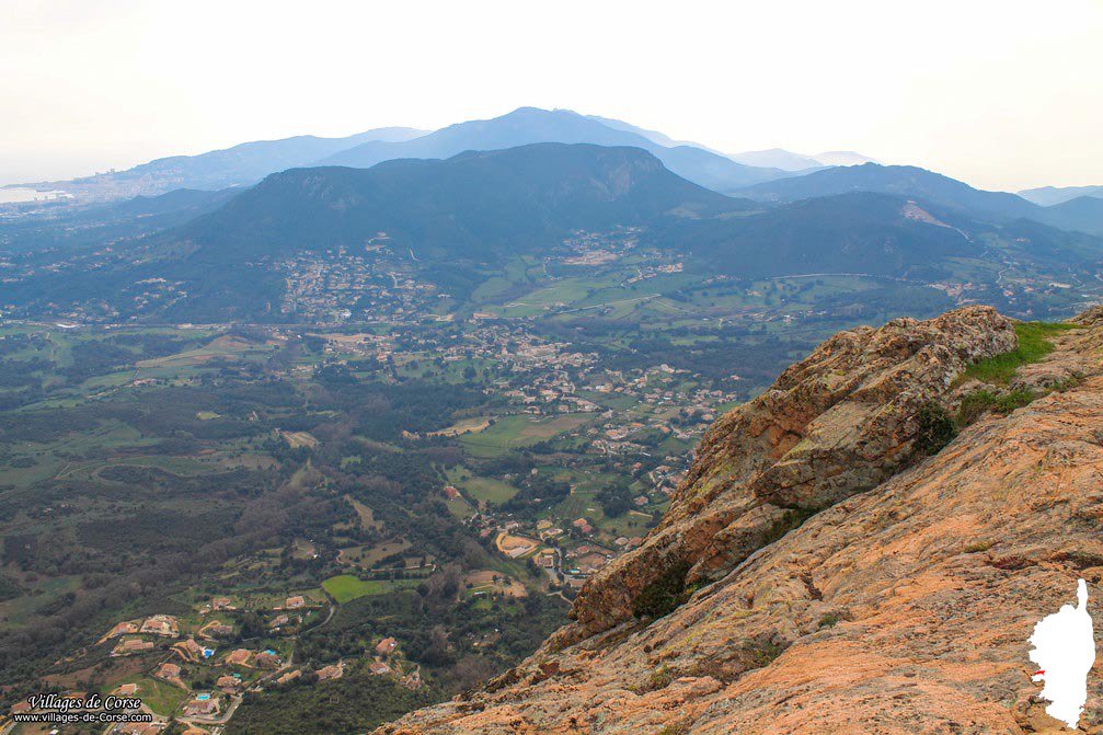 VillagesdeCorse's tweet photo. Mont Gozzi à Appietto
#MontGozzi #MonteGozzi #Appietto #Corse #Corsica #Ajaccio https://t.co/ZDcIukVanW