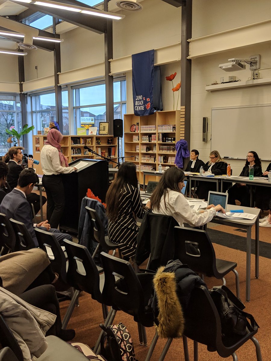 LauraEdgeUcator's tweet photo. @HaltonDSB gr. 11 &amp; 12 law students participating in Mock Trials. Students have been preparing for weeks for this event. There are future lawyers in the room! Our students are impressing the guest judges! @GarthWebbSS #futurelawyers @OJEN_Halton @HDSBSecProgram https://t.co/eRPAnj0lzN