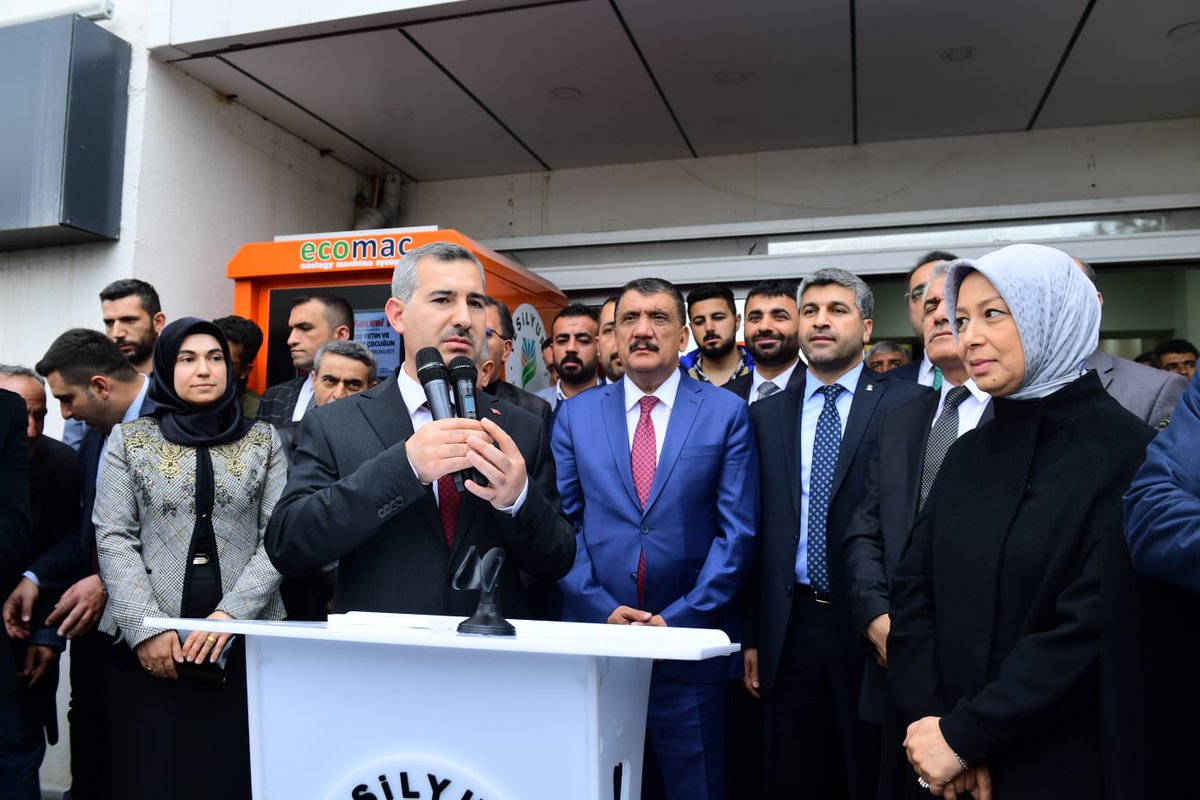 mehmetcinar44's tweet photo. Allah'a hamdolsun🙏
Belediye'de beni büyük bir sevinçle ve çoşkuyla karşılayan tüm mesai arkadaşlarım,

Bana yaşattığınız bu tarifsiz anı hiçbir zaman unutmayacağım. Hepinizi çok seviyorum. Her zaman #GönülGönüleyizBiz ve birlikte çok güçlü bir aileyiz.
Biz birlikte Yeşilyurt'uz! https://t.co/Zxjj9OFGSn