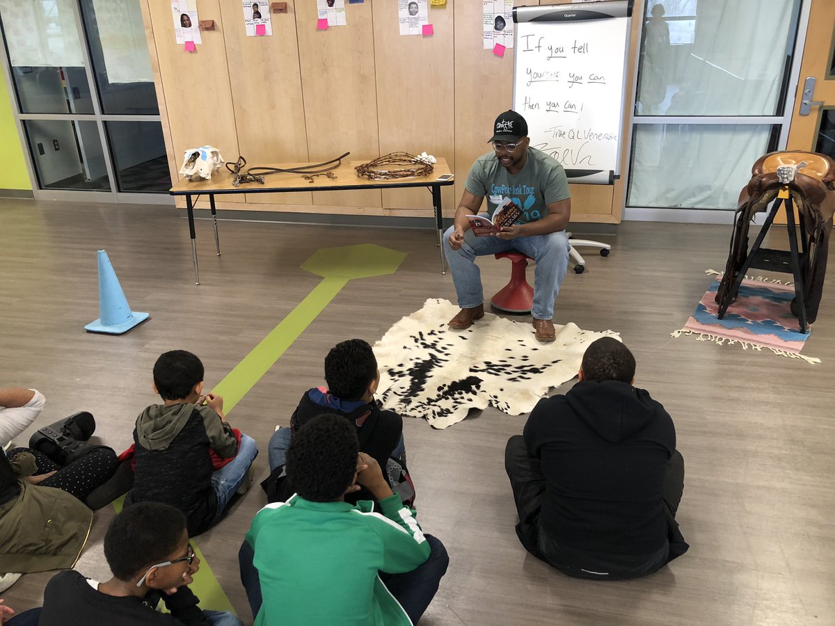 e_barchers's tweet photo. Author Trae Venerable stopped by our classes today to inspire and read to our students. #HMC1-4Rs @HMC1Proud @MrsStalkerHMC @laineyj_HMC1 @CompassHMC1 @HMC1MeYouUs @DrMikeCamp https://t.co/LszOzfwHCi