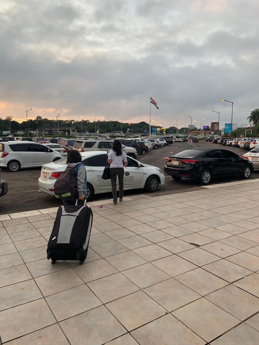 La Embajada de Paraguay en la ciudad de Lima, y la Dirección de Atención  a Connacionales Paraguayos en el Extranjero (DACPE) del Ministerio de   Relaciones Exteriores gestionaron el retorno desde Perú de compatriotas  en situación de esclavitud laboral. bit.ly/2U3Qk7S