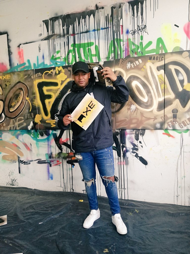 fismaz007's tweet photo. Awesome day spent with the @AXE_SA family... Truly blessed to be involved with such a dope brand. S/O to the Homie @nasty_csa and my fellow #axeAdvocates for a fun time #axegoforgold #findyourmagic #AxeGold https://t.co/lc0CyZb9Ij