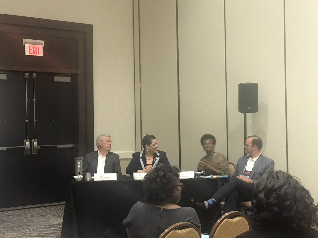 RoStringfellow's tweet image. #NFPBAFORUM2019 Operate within your authenticity!  It is about service!